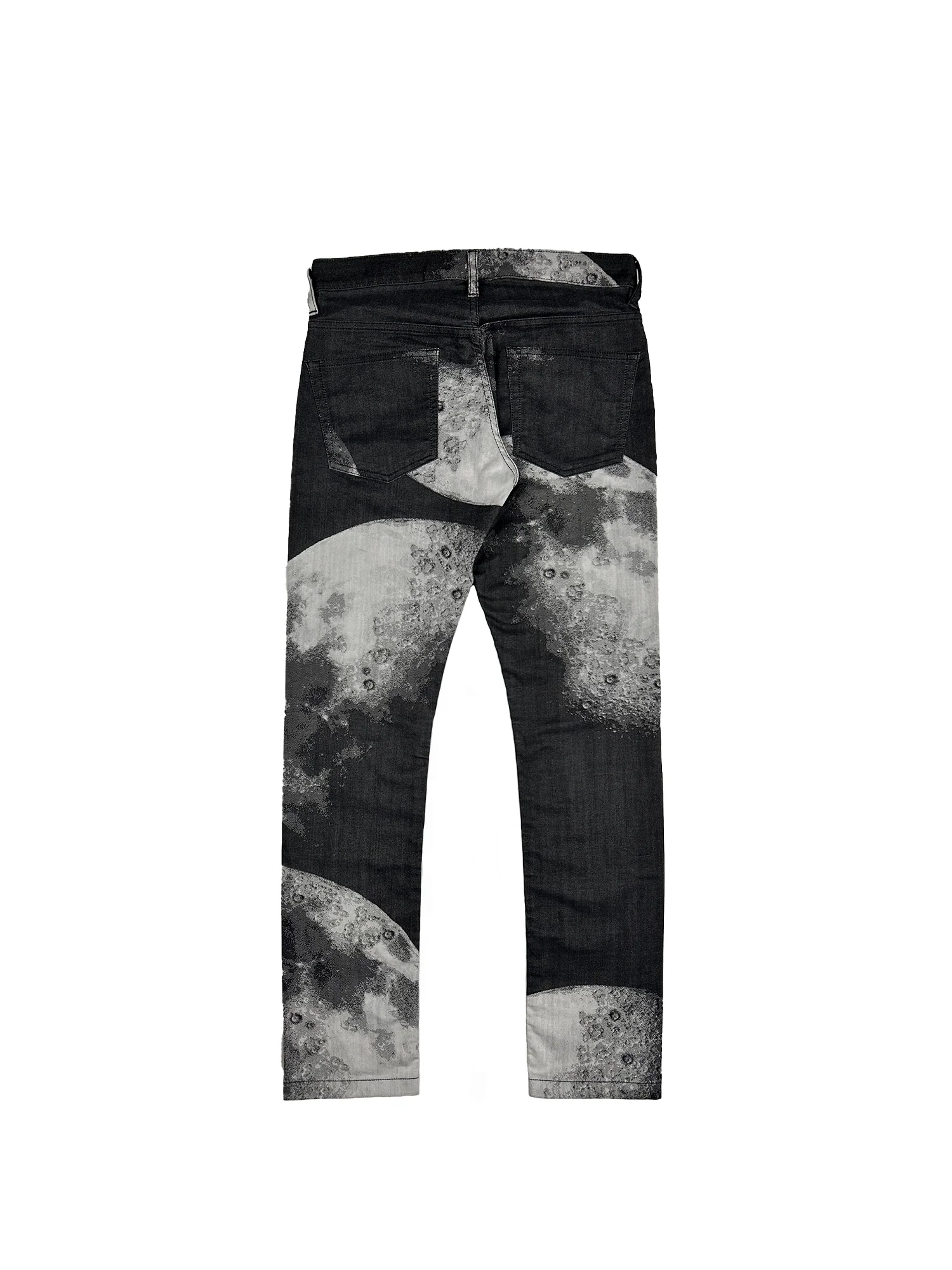 Issey Miyake - Image 2