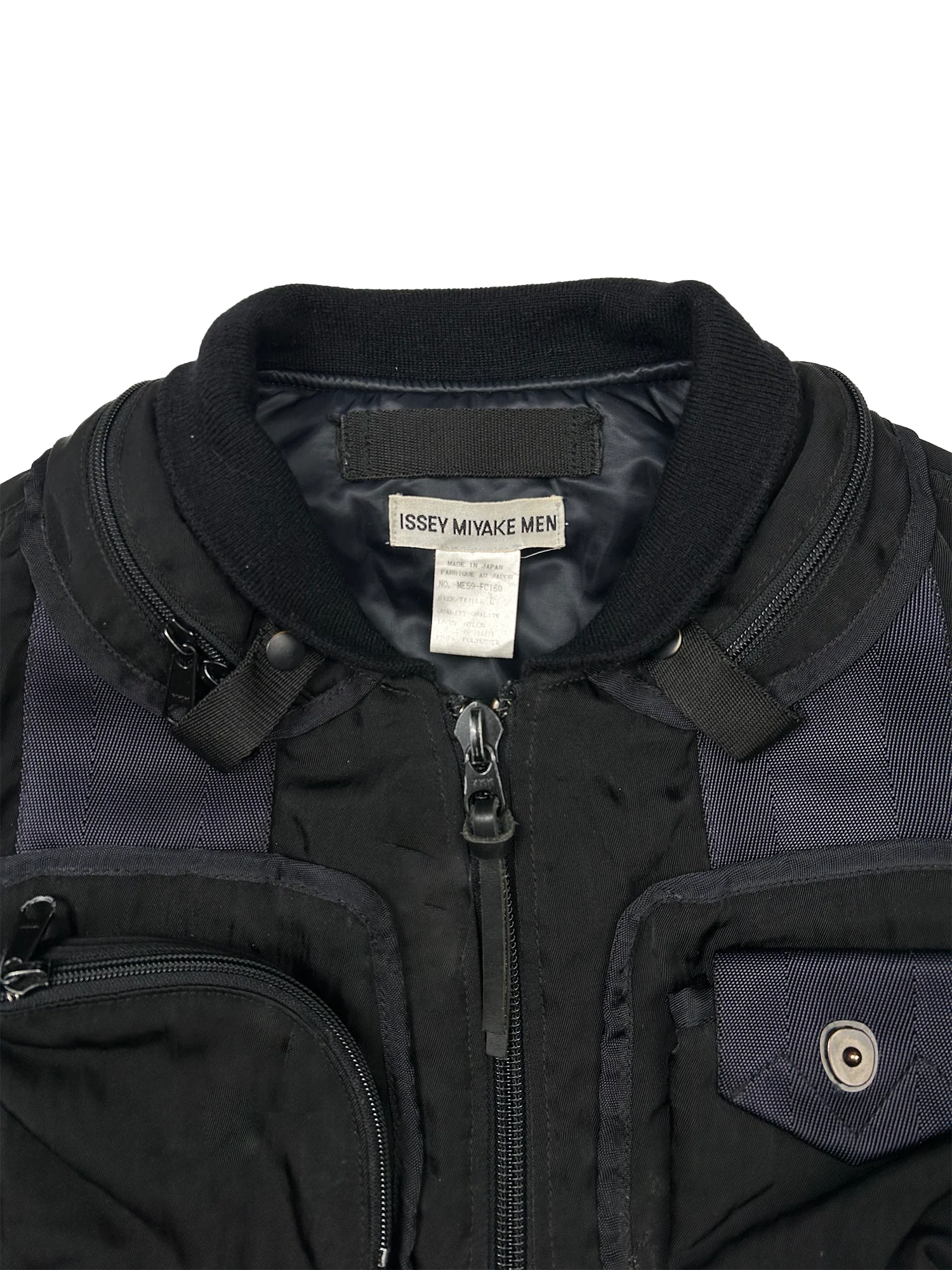 Issey Miyake - Image 4