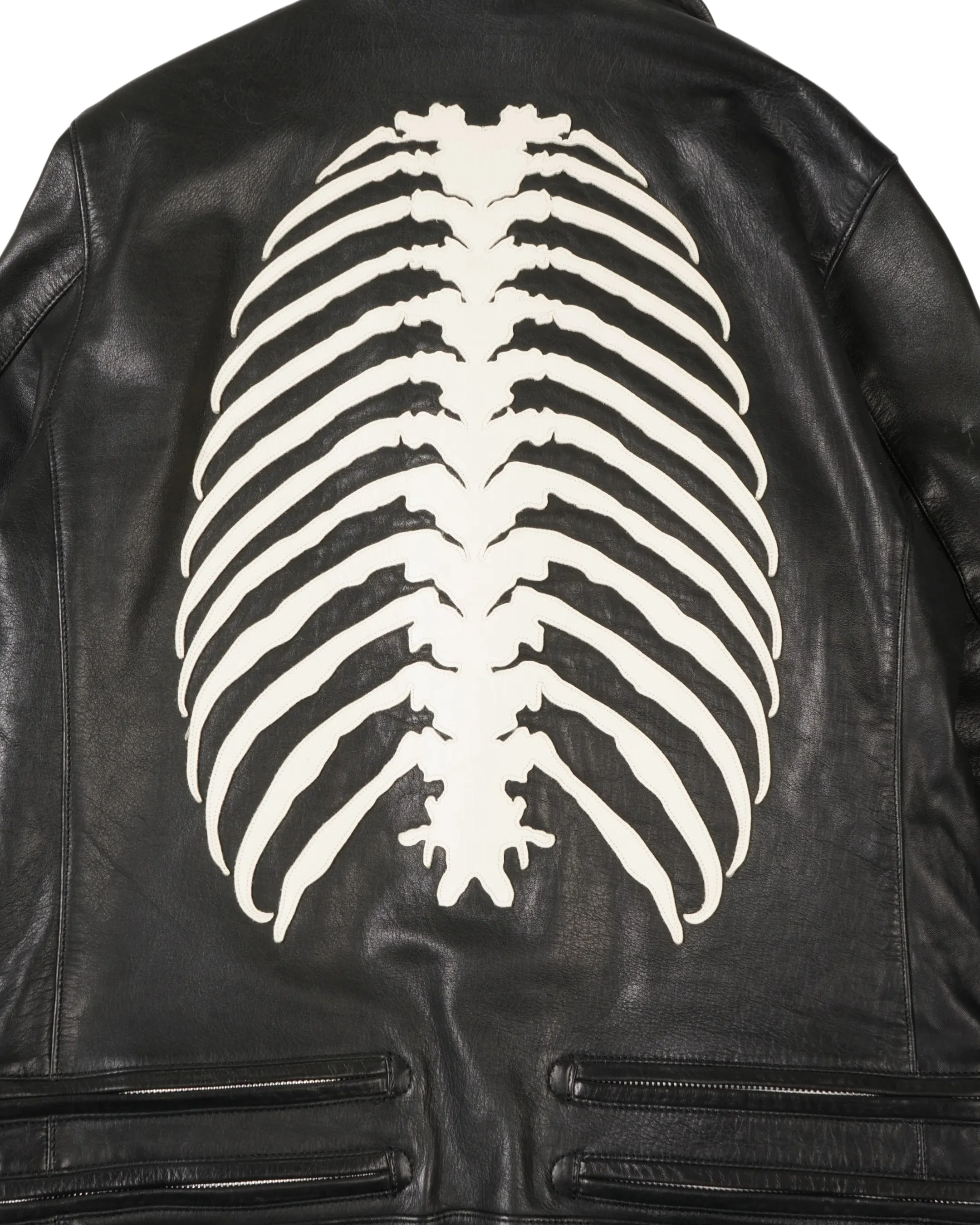 Undercover - Image 3